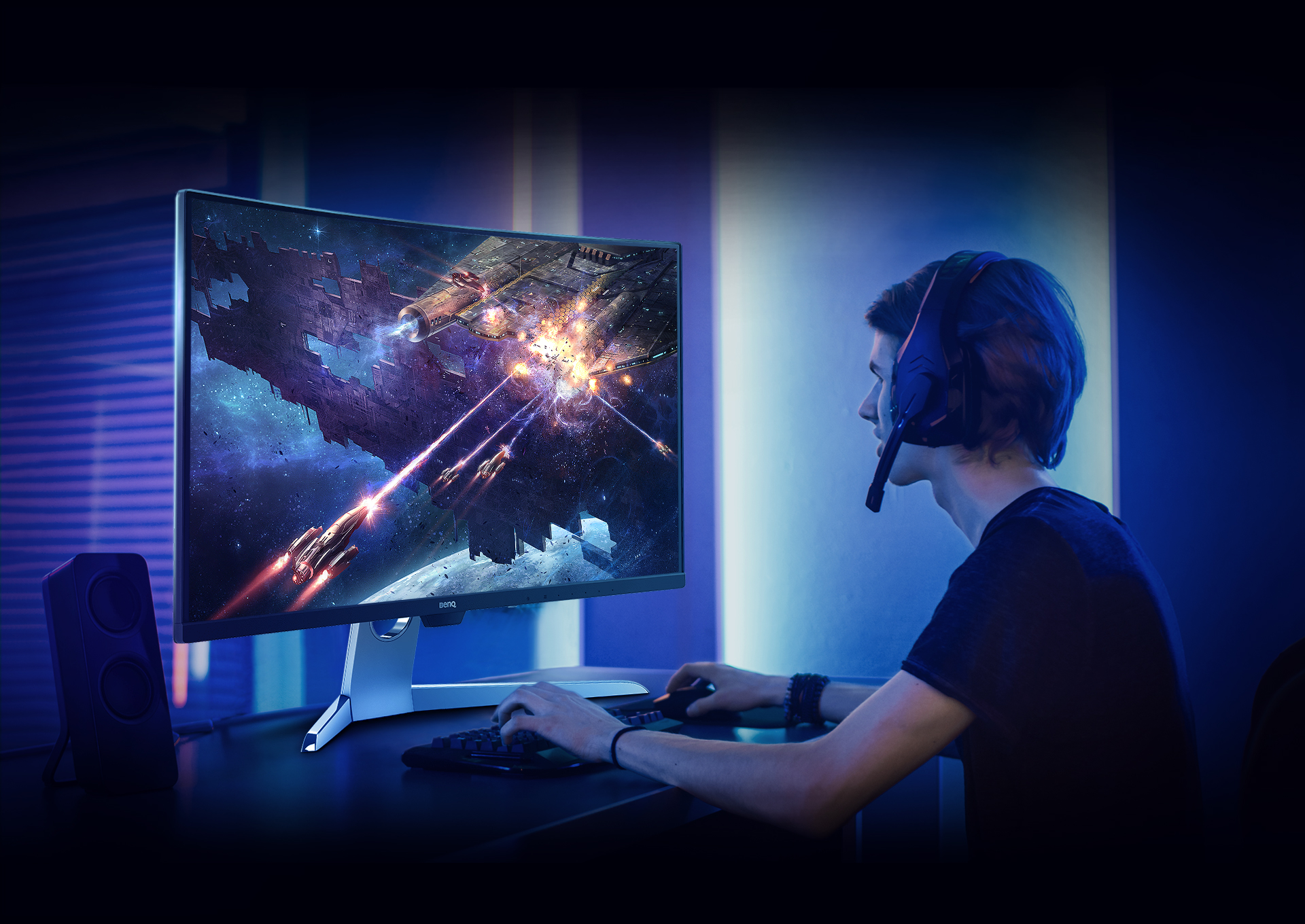 Ардор гейминг монитор. Монитор геймера. Pixel Gaming Monitor. Only Monitor Gaming photo. This Bendable Gaming Monitor changes everything!.