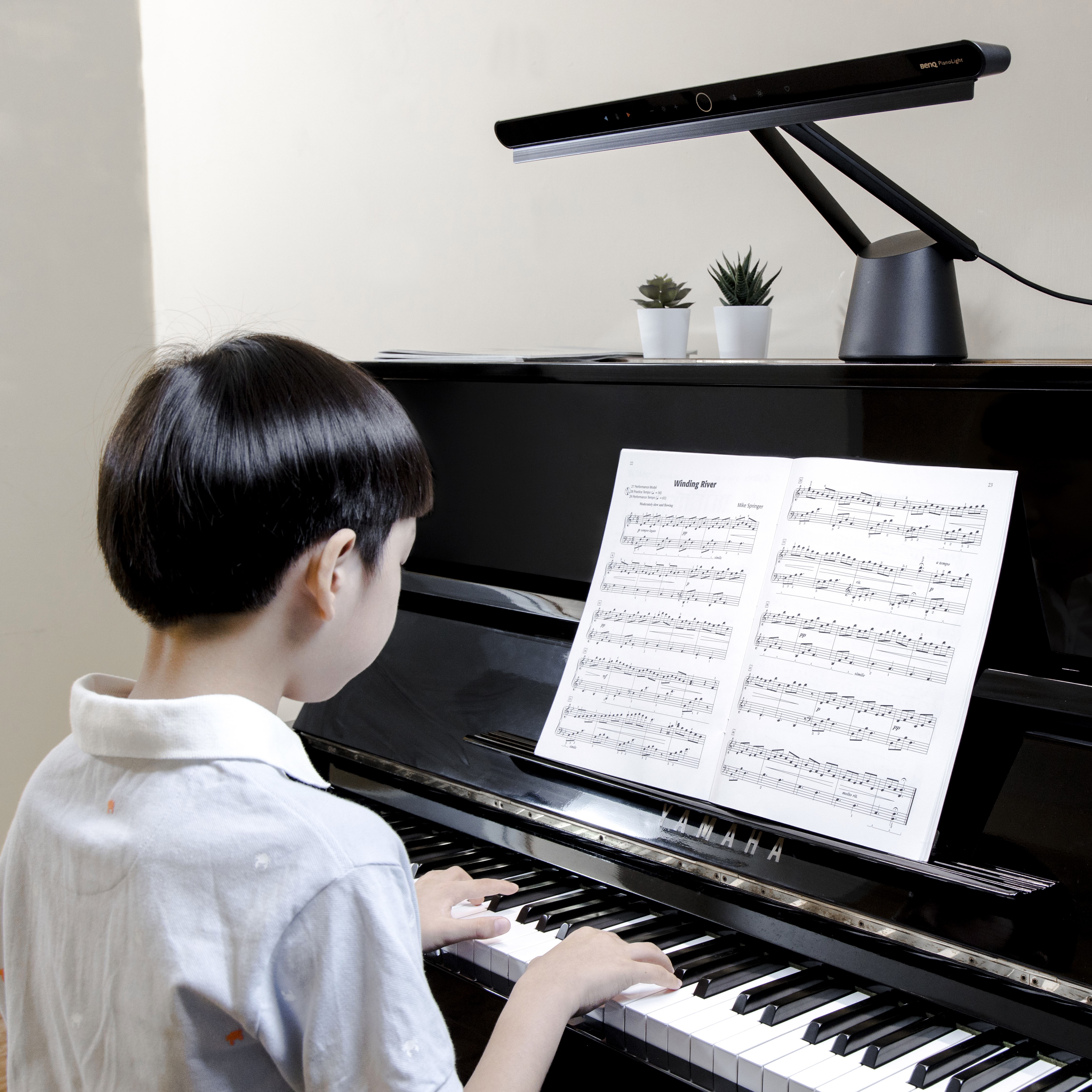 How to Choose a Piano Lamp: Best Types, Budget Tips, and Style Advice ...
