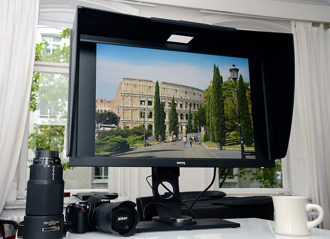 Review SW320 is the best 4K photography monitor for photographer BenQ US