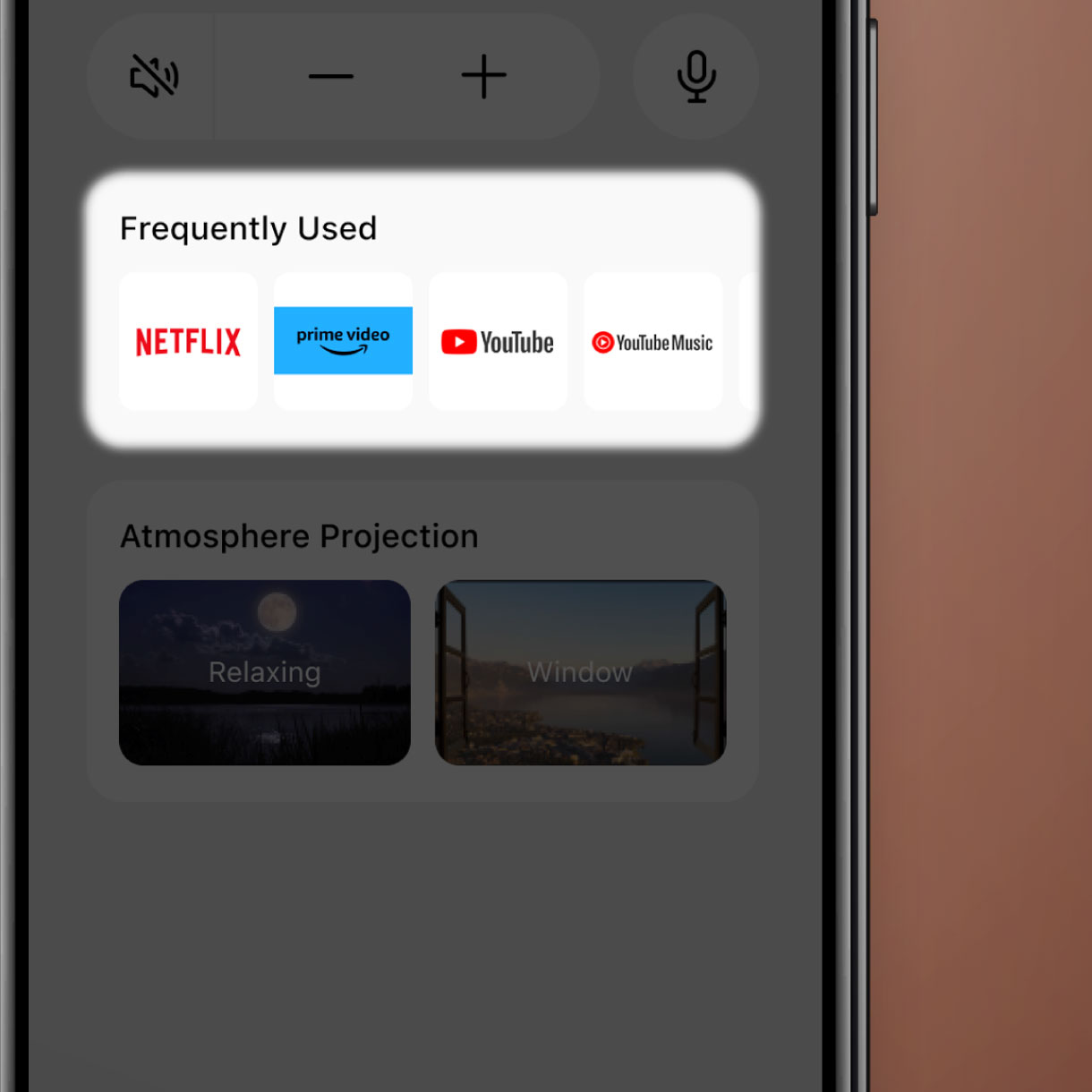 Streaming Hot Key on the BenQ GV32 SmartRemote app enabling quick access to favorite streaming apps