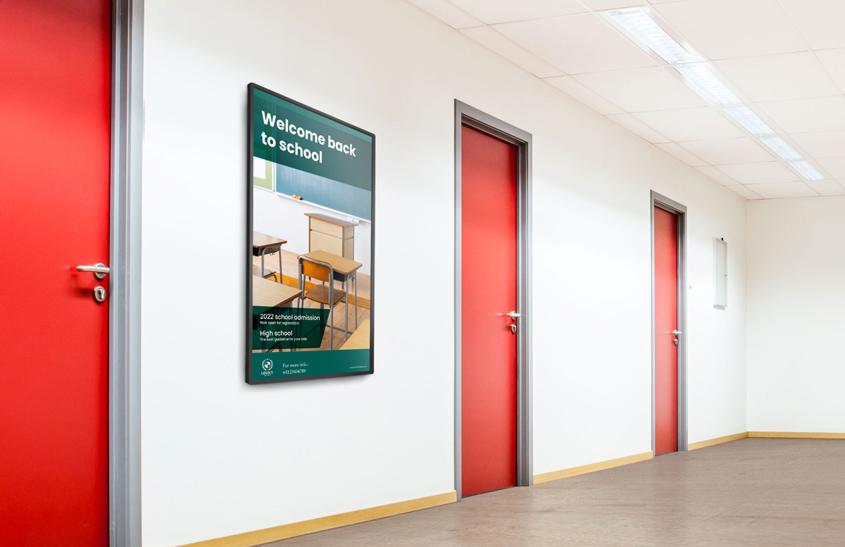 BenQ smart signage used in school hallway