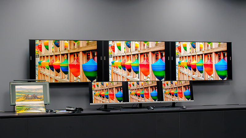 BenQ 推出業界唯一 Pantone 雙認證數位電子看板，呈現專業色彩，SH 系列領先業界兼具 95% 廣色域、800 尼特高亮度、4K 高解析最高規格