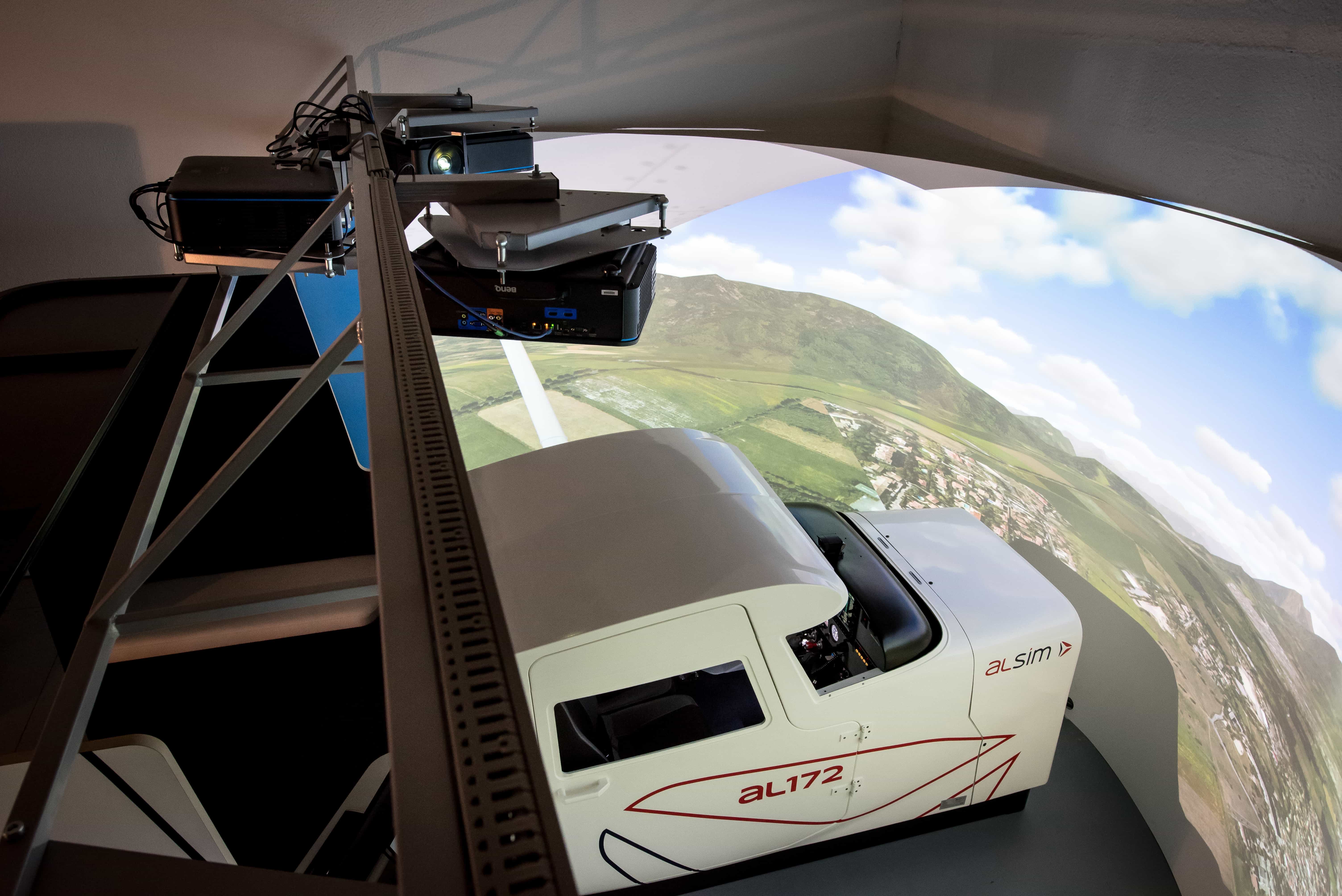 BenQ Flight Simulation Projectors Series Compact, Flexible & Reliable